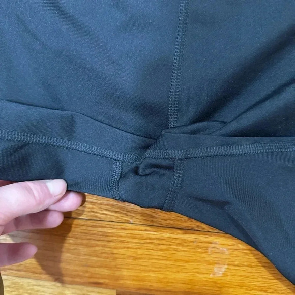 Saucony black shorts large - Picture 5 of 9